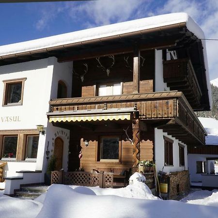 Haus Vasul Hotel Sankt Anton am Arlberg Ngoại thất bức ảnh